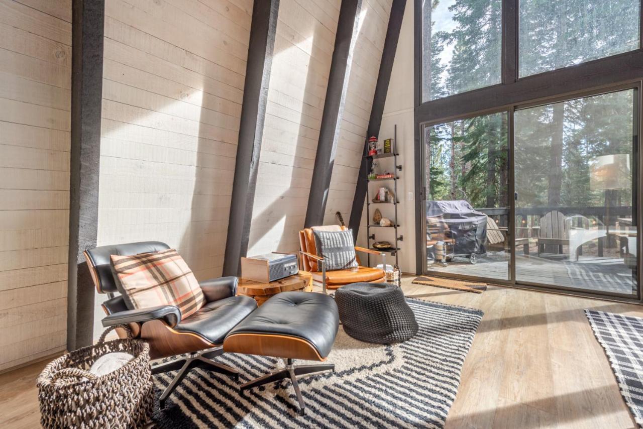 Mid Century Modern A-Frame Cabin At Northstar Villa Truckee Bagian luar foto